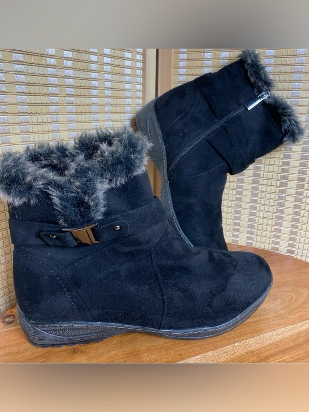 Catherine’s Black Faux Fur Trim Ankle Boots Size 10W